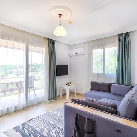 Veranda Saranda House مرمريس